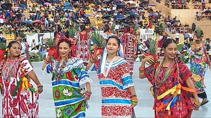 PORQUE OAXACA ES UNA ETERNA FIESTA