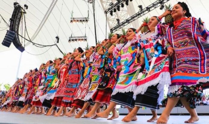 Reprograma Sectur Oaxaca para el 2 de junio venta regular de boletos para la Guelaguetza 2025. La nueva fecha deriva de la jornada electoral del Poder Judicial de la Federación