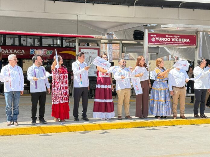 ¡Al fin llegaron a Oaxaca las nuevas unidades de autobuses públicos de doble piso!…